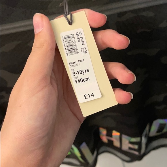 Mesh crop top - Picture 4 of 4